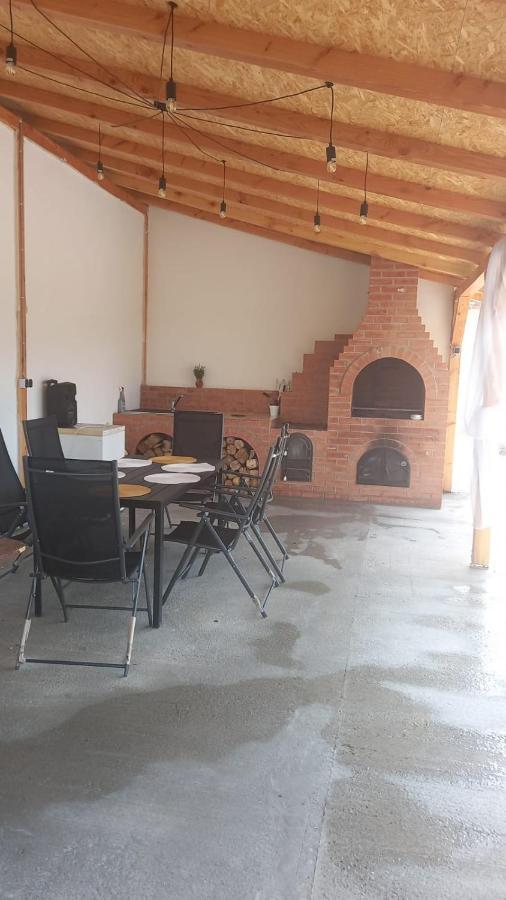 Casa De Vacanta Maga 두보바 외부 사진