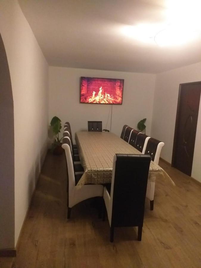 Casa De Vacanta Maga 두보바 외부 사진